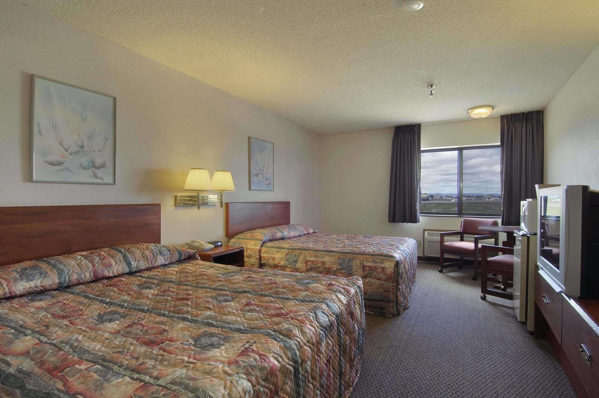 Super 8 By Wyndham Baker City Chambre photo